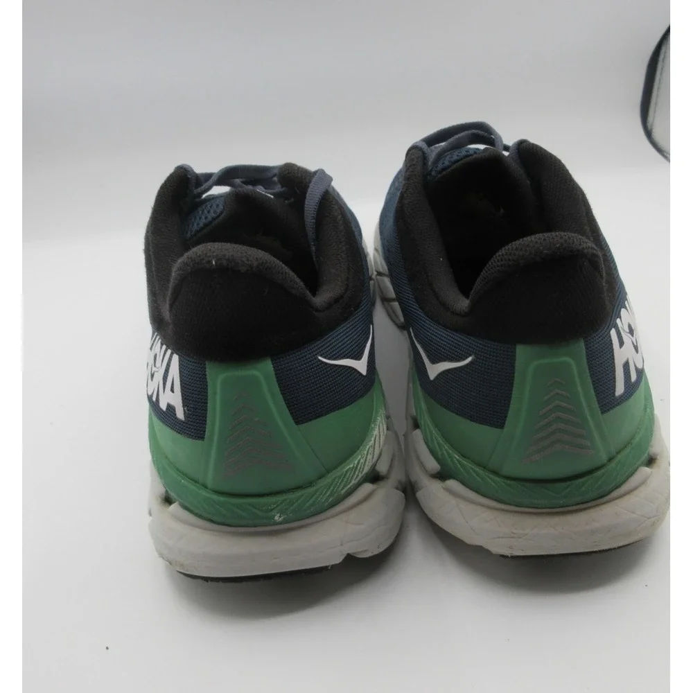 Hoka One One hoka one